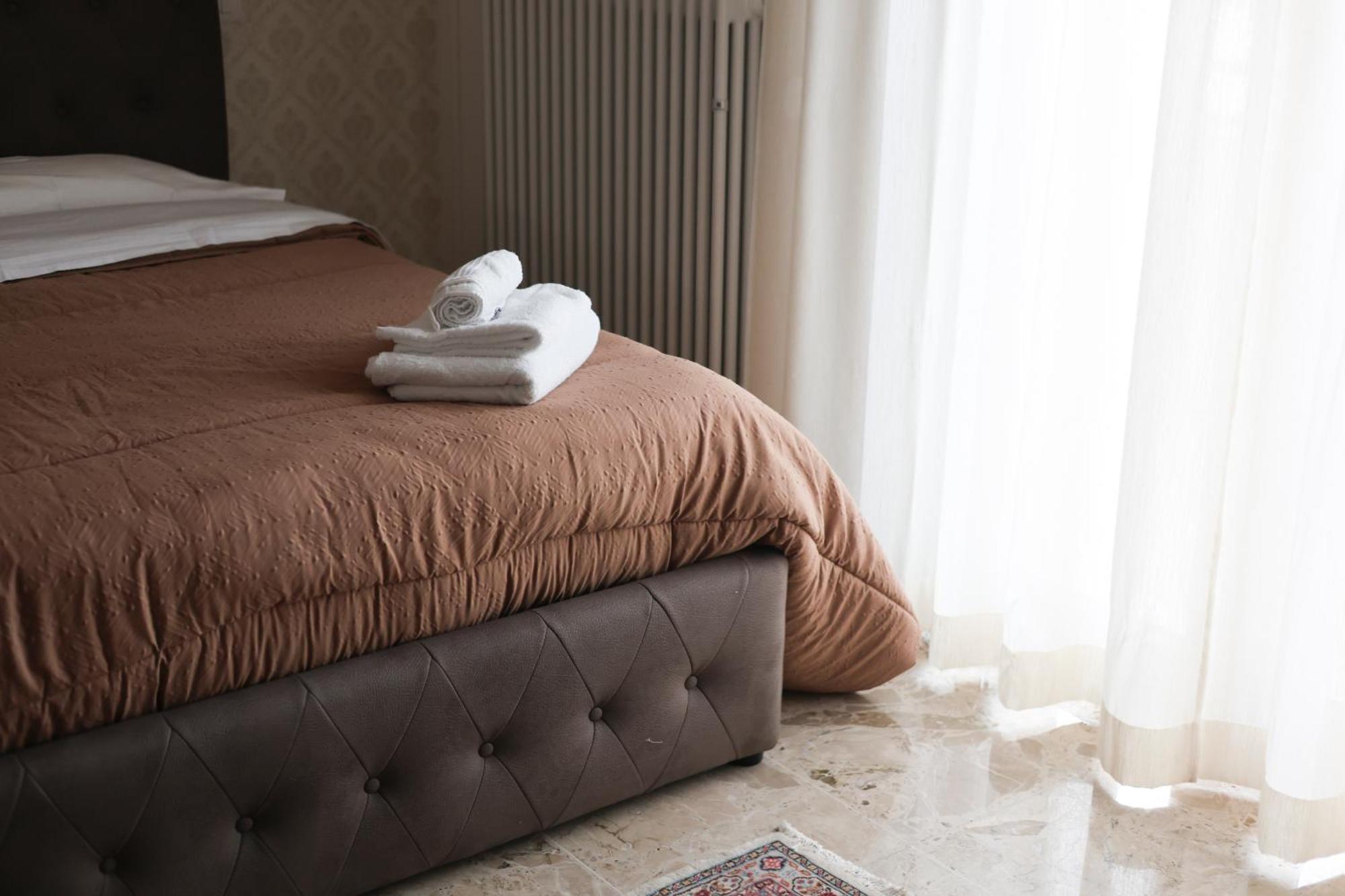 Blancohouse - Berto Luxury Rimini Centro Storico Apartman Kültér fotó
